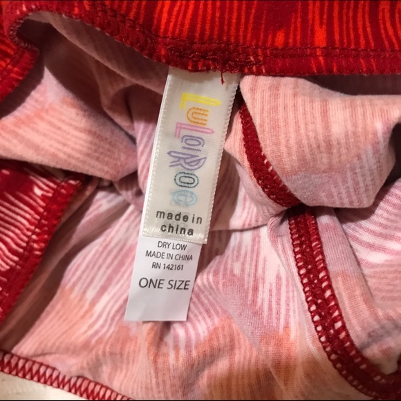 Clearance! Buy today! Lularoe VALENTINES leggings - Picture 4 of 4